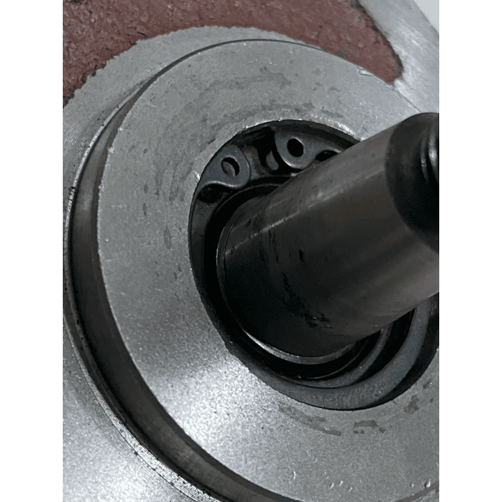 Internal circlip fitting